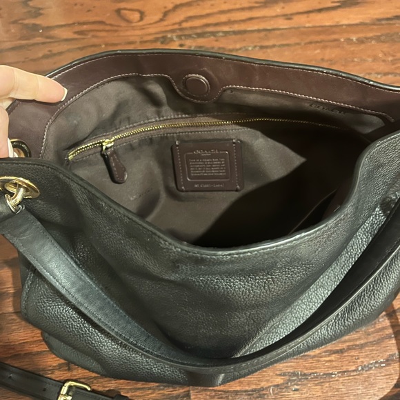 ⭐️ Coach Purse Black leather with gold accents - Picture 3 of 5